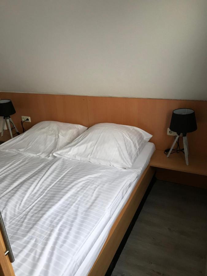 Nordseehotel Benser Hof Bensersiel Buitenkant foto